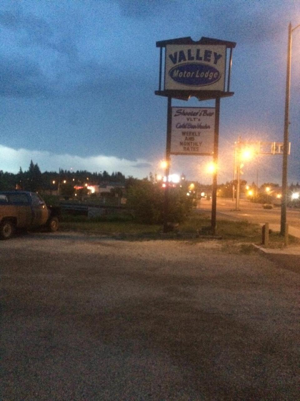 Valley Motor Lodge Minnedosa Exterior foto